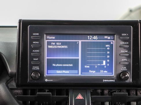 Used 2020 Toyota RAV4 LE FWD image 19