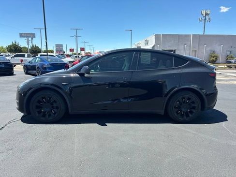 Used 2021 Tesla Model Y Long Range AWD/4WD image 4