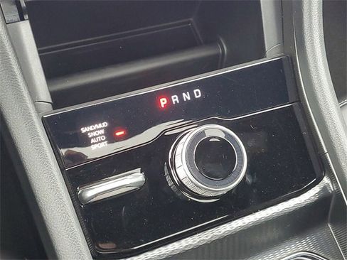 New 2025 Jeep Grand Cherokee L Limited w/ Trailer Tow Package image 30