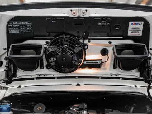 Used 2009 Porsche 911 Carrera S RWD image 40