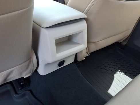 Used 2024 Toyota Camry LE FWD image 8