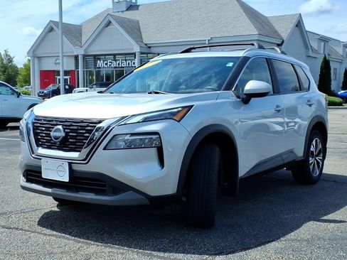 Certified 2023 Nissan Rogue SV w/ SV Premium B Package AWD/4WD image 6