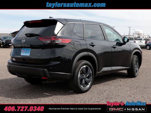 Used 2025 Nissan Rogue SV AWD/4WD image 4