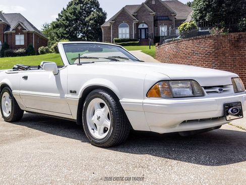 Used 1993 Ford Mustang LX RWD image 12