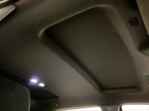 Used 2020 Chevrolet Silverado 1500 Custom w/ Custom Value Package image 21