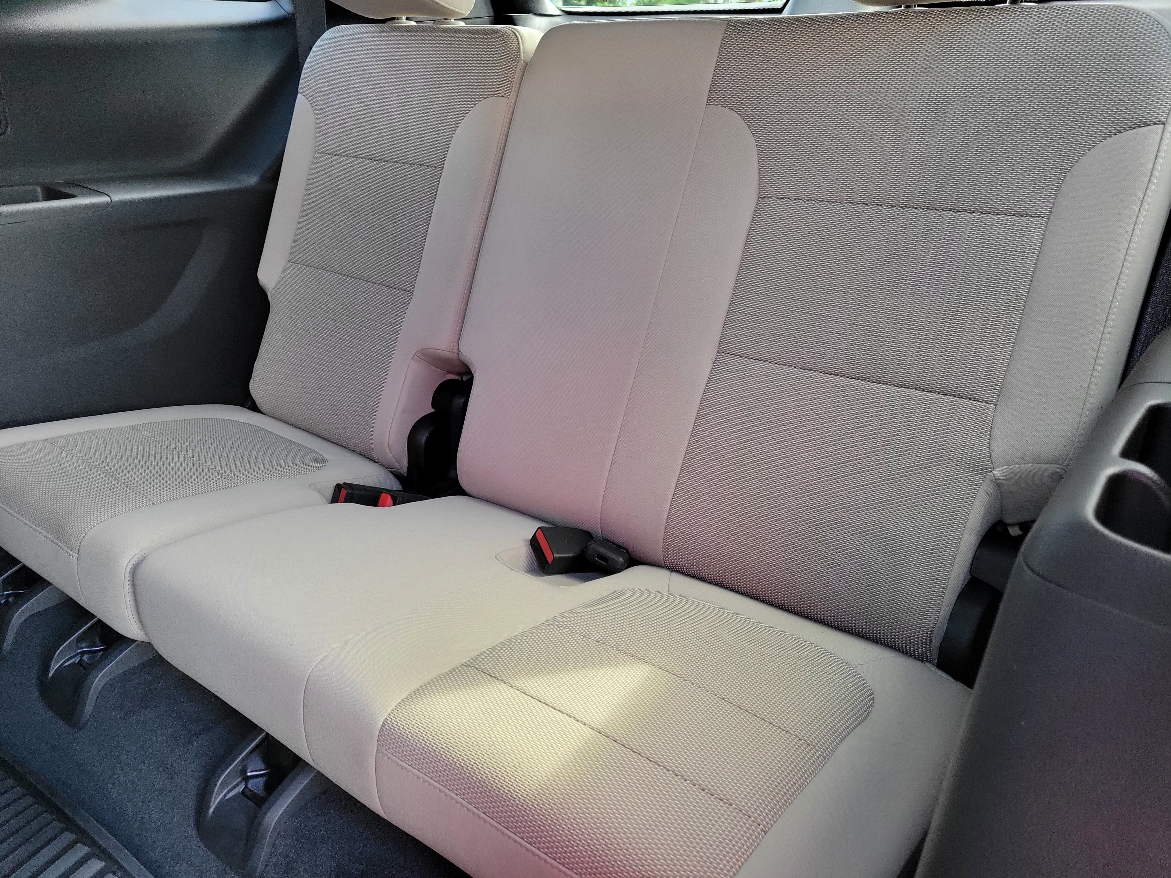 Certified 2023 Chevrolet Traverse LS FWD image 33