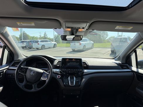 Used 2020 Honda Odyssey Elite image 9