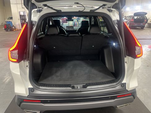 Used 2024 Honda CR-V Sport Touring image 25