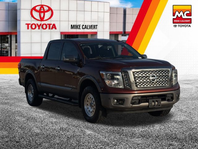 Used 2018 Nissan Titan Platinum Reserve w/ Platinum Utility Package AWD/4WD image 4