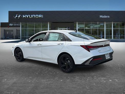 New 2026 Hyundai Elantra Sport FWD image 4