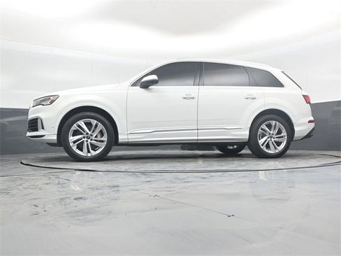 Used 2023 Audi Q7 3.0T Premium Plus image 47