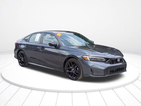Used 2025 Honda Civic Sport image 2