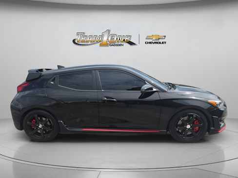 Used 2022 Hyundai Veloster N FWD image 9