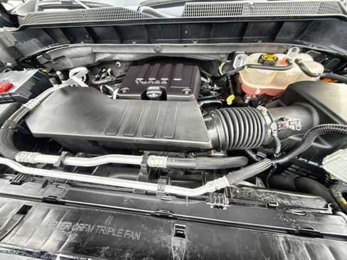 Used 2023 Chevrolet Silverado 1500 LT image 40