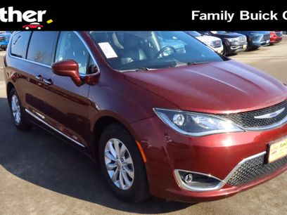 Used 2017 Chrysler Pacifica Touring-L