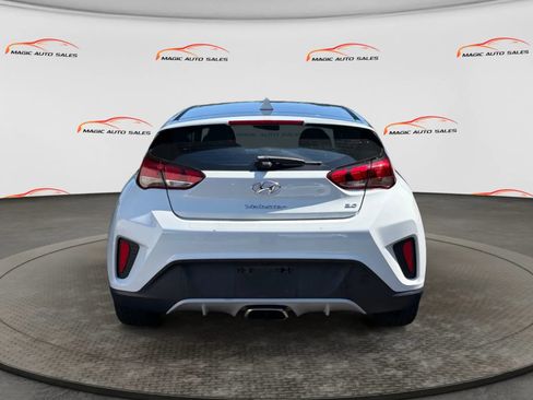 Used 2020 Hyundai Veloster 2.0 FWD image 9