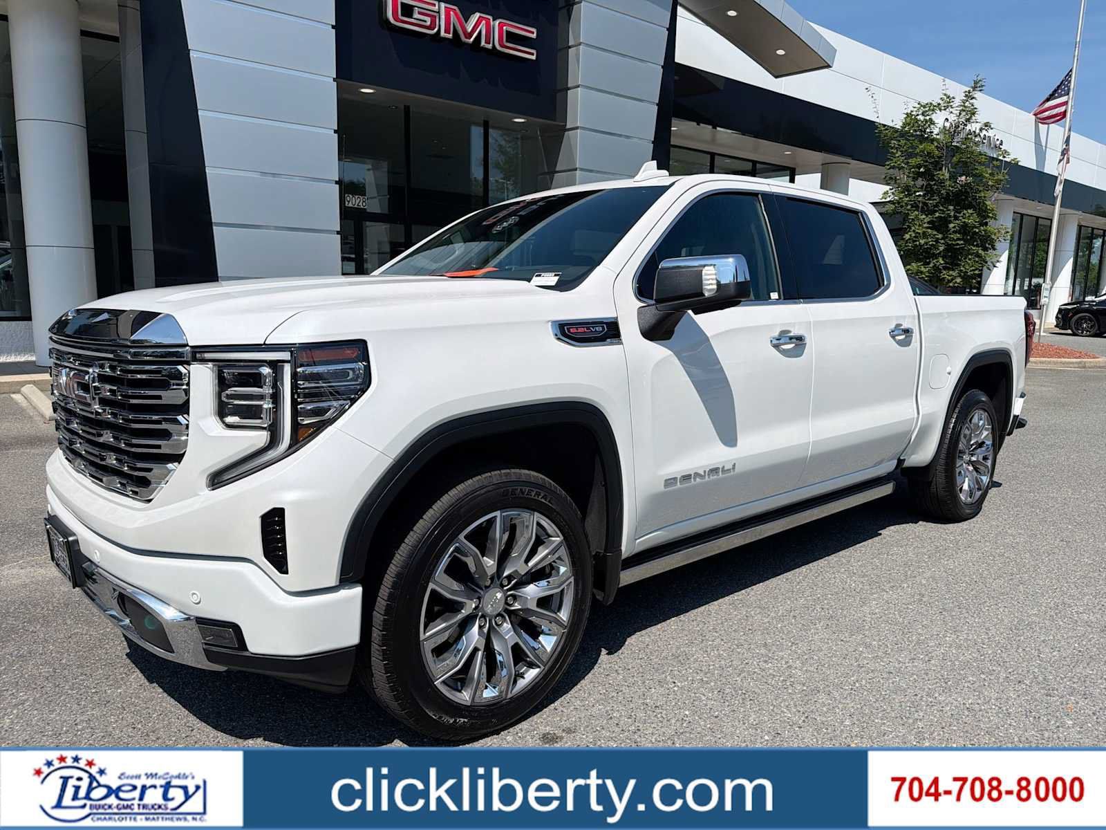 Certified 2025 GMC Sierra 1500 Denali w/ Denali Reserve Package AWD/4WD image 1