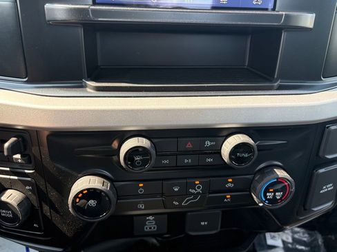 New 2025 Ford F250 XL w/ FX4 Off-Road Package image 18