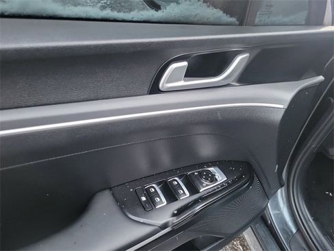 Used 2023 Kia K5 LXS image 7