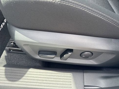 New 2026 Nissan Rogue SV FWD image 22