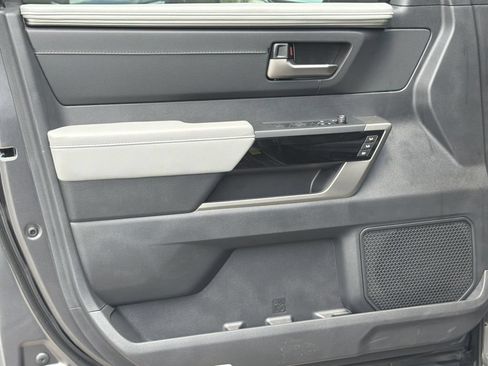 New 2026 Toyota Tundra Limited AWD/4WD image 12