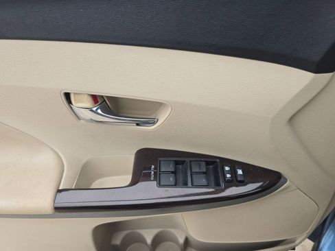 Used 2009 Toyota Venza image 21