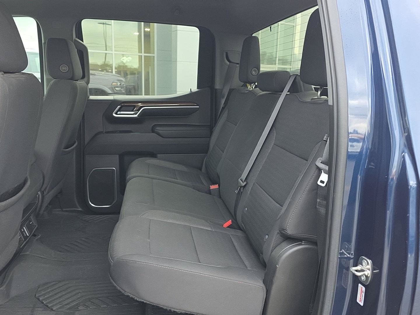 Used 2022 Chevrolet Silverado 1500 RST AWD/4WD image 16