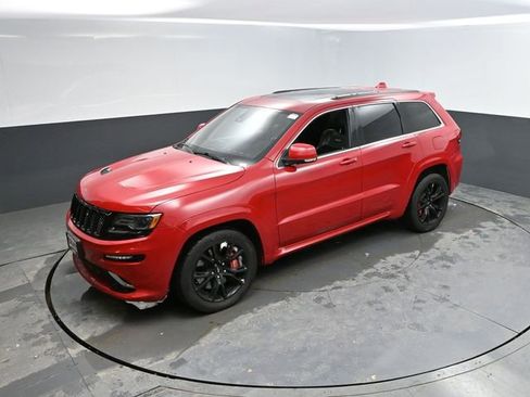 Used 2014 Jeep Grand Cherokee SRT8 w/ Luxury Group II image 37