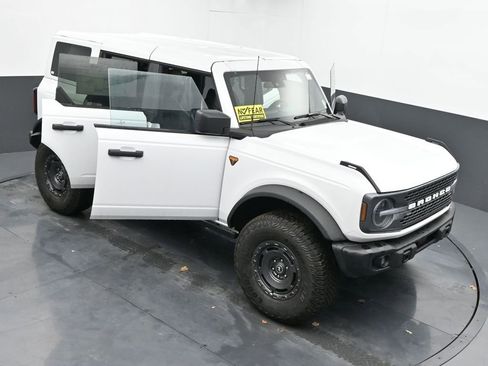 New 2025 Ford Bronco Badlands w/ Sasquatch Package image 61