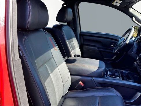 Used 2021 Nissan Titan PRO-4X w/ Pro-4x Convenience Package image 20