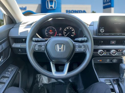 Used 2024 Honda CR-V LX image 17
