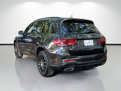 Used 2021 Mercedes-Benz GLC 300 image 5