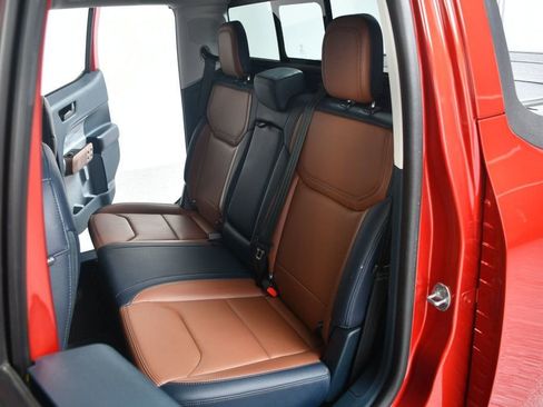 Used 2023 Ford Maverick Lariat image 32