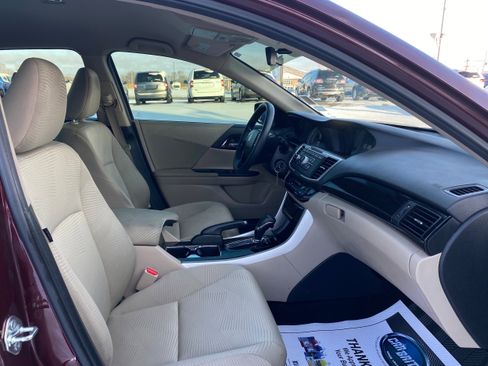 Used 2016 Honda Accord LX image 14