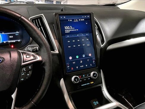 Certified 2024 Ford Edge SEL w/ Convenience Package image 6