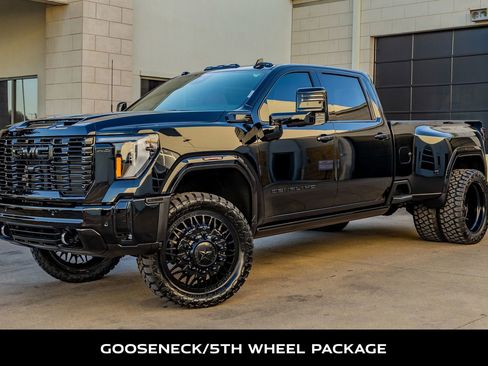 Used 2026 GMC Sierra 3500 Denali Ultimate image 5