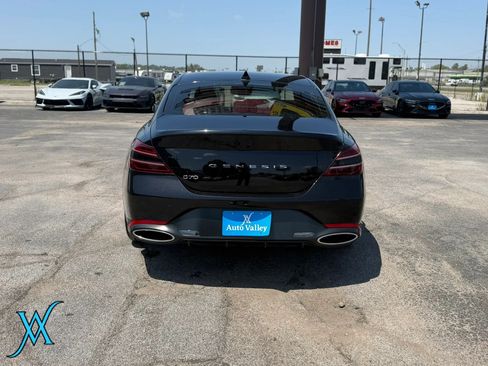 Used 2025 Genesis G70 2.5T RWD image 6