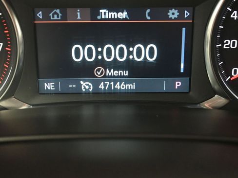 Used 2024 Chevrolet Blazer LT image 16