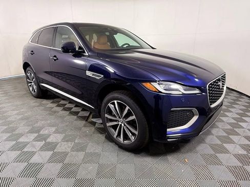 Certified 2026 Jaguar F-PACE R-Dynamic S image 10