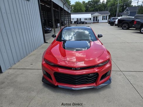 Used 2017 Chevrolet Camaro ZL1 RWD image 23