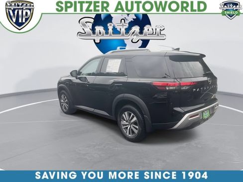 Used 2023 Nissan Pathfinder SL AWD/4WD image 7