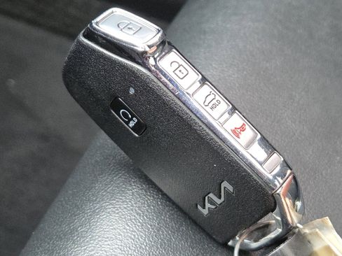 Used 2024 Kia K5 GT-Line AWD/4WD image 36