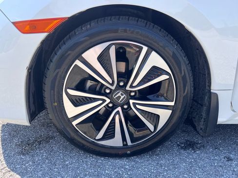 Used 2018 Honda Civic EX-L image 22