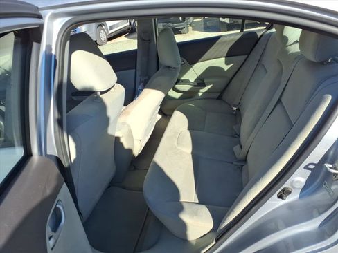 Used 2012 Honda Civic LX image 9