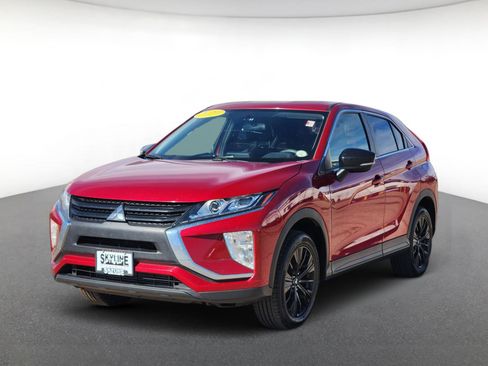 Used 2020 Mitsubishi Eclipse Cross LE image 2