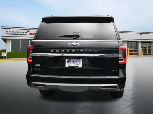 Used 2024 Ford Expedition Max Limited RWD image 4