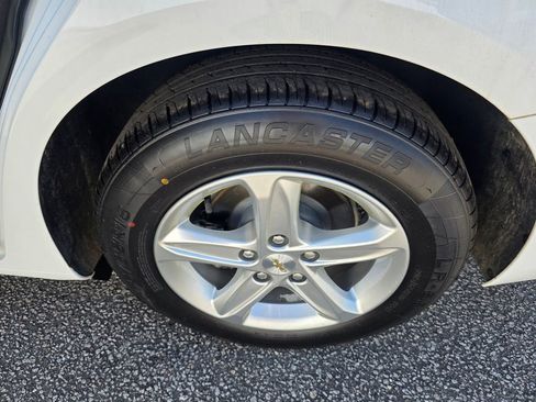 Used 2023 Chevrolet Malibu LS FWD image 15