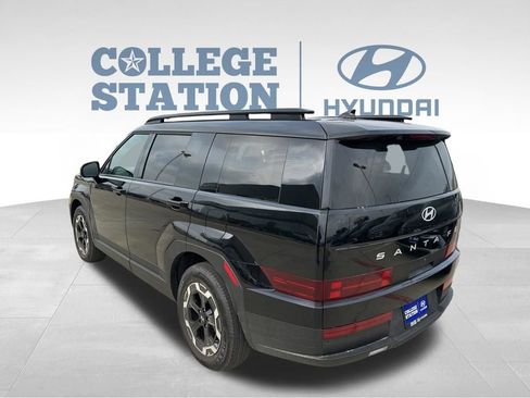 Used 2026 Hyundai Santa Fe SEL FWD image 8