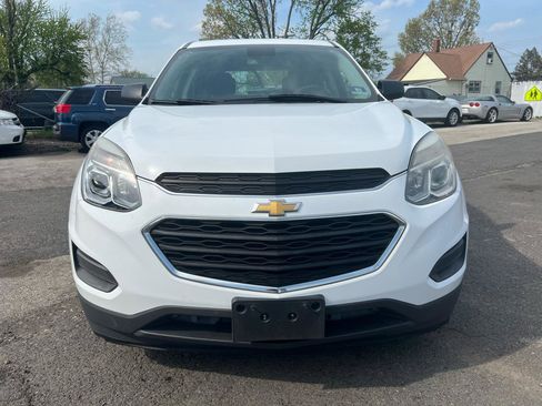 Used 2017 Chevrolet Equinox LS image 2