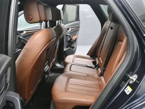 Used 2020 Audi Q5 2.0T Premium w/ Convenience Package image 10